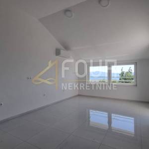 Crikvenica, novogradnja, 56.01m2, 2s+db, terasa, pogled na more