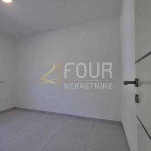 Crikvenica, novogradnja, 57.57m2, stan s lođom