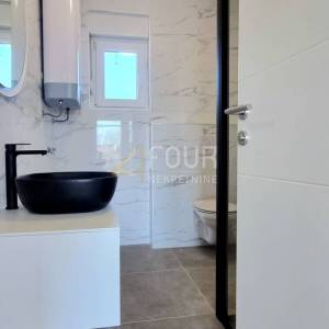 Crikvenica, novogradnja, etaža, 109.97m2, 3s+db, 200m od mora!