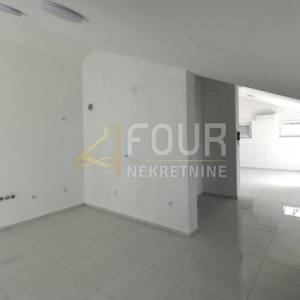 Crikvenica, novogradnja, etaža, 109.97m2, 3s+db, 200m od mora!