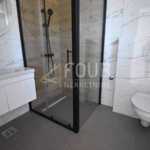 Crikvenica, novogradnja, etaža, 122.81m2, 3s+db, 200m od mora!