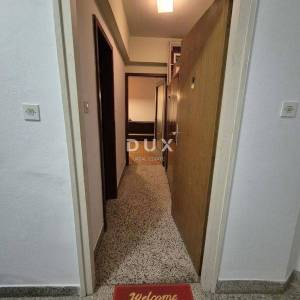 CRIKVENICA - odličan stan u centru Crikvenice