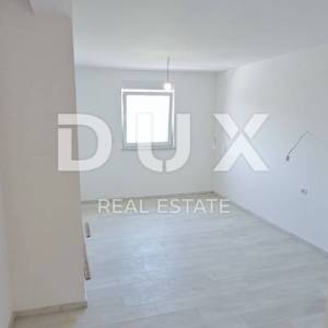 CRIKVENICA (okolica) - Apartman u novogradnji s terasom!