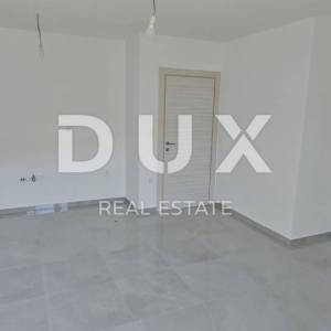 CRIKVENICA (okolica) - Apartman u novogradnji s terasom!