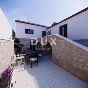 CRIKVENICA (OKOLICA) - Starina za adaptaciju