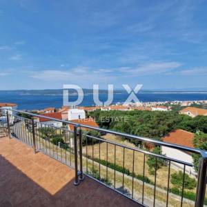 CRIKVENICA - Predivna apartmanska kuća s panoramskim pogledom na more!