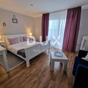 CRIKVENICA - Predivna apartmanska kuća s panoramskim pogledom na more!