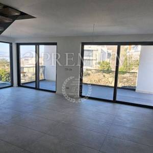 Crikvenica, prodaja luksuznog dvoetažnog apartmana od 170 m2 s vrtom i bazenom u izgradnji na ekskluzivnoj lokaciji!