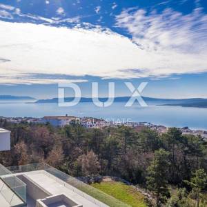 CRIKVENICA - Prostrana vila s panoramskim pogledom na more!