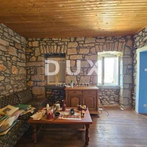 CRIKVENICA - samostojeća kuća s pogledom na more 
