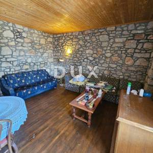 CRIKVENICA - samostojeća kuća s pogledom na more 