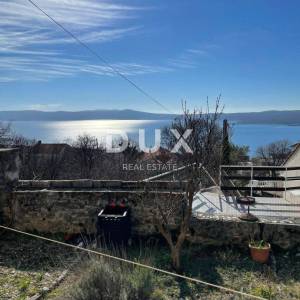 CRIKVENICA - samostojeća kuća s pogledom na more 