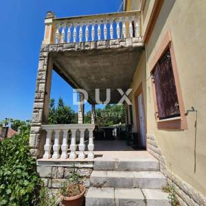 CRIKVENICA - samostojeća kuća s pogledom na more 