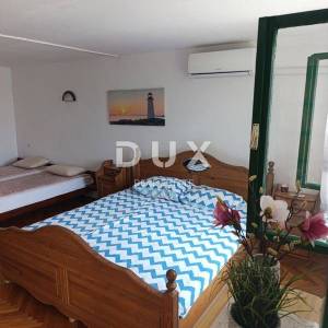 CRIKVENICA, SELCE - dvojna kuća 260 m od mora