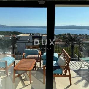 CRIKVENICA, SELCE - Ekskluzivna vila od 400m2 s bazenom i predivnim pogledom na more