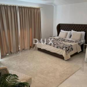 CRIKVENICA, SELCE - Ekskluzivna vila od 400m2 s bazenom i predivnim pogledom na more