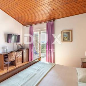 CRIKVENICA, SELCE - Jedinstvena Villa za obiteljski hotel
