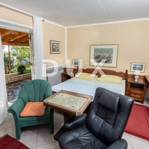 CRIKVENICA, SELCE - Jedinstvena Villa za obiteljski hotel