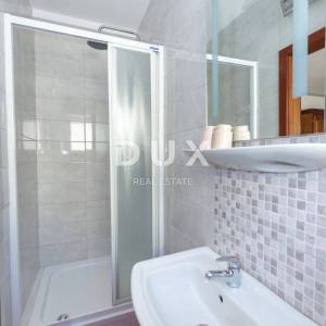 CRIKVENICA, SELCE - Jedinstvena Villa za obiteljski hotel