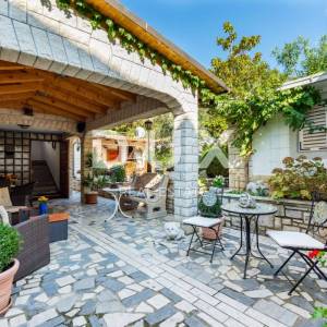 CRIKVENICA, SELCE - Jedinstvena Villa za obiteljski hotel