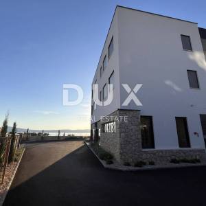 CRIKVENICA, SELCE - Luksuzni dvoetažni stan u novogradnji s panoramskim pogledom na more