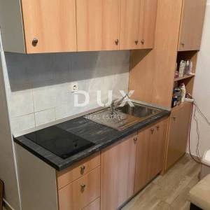 CRIKVENICA - stan 103 m2, blizu centra i mora