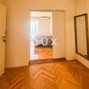 CRIKVENICA - Stan podijeljen u dva apartmana s prekrasnim pogledom na more. GARAŽA!