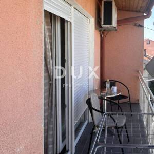 CRIKVENICA - Stan podijeljen u dva apartmana s prekrasnim pogledom na more. GARAŽA!