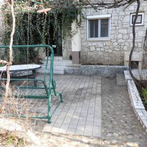CRIKVENICA - stan prizemlje 180 m2 s panoramskim pogledom na more + okoliš 250 m2