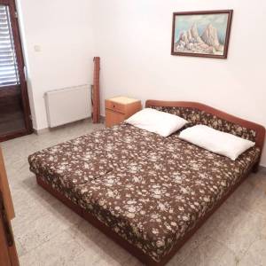 CRIKVENICA - stan prizemlje 180 m2 s panoramskim pogledom na more + okoliš 250 m2