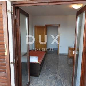 CRIKVENICA - stan prizemlje 180 m2 s panoramskim pogledom na more + okoliš 250 m2
