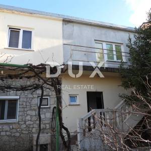 CRIKVENICA - stan prizemlje 180 m2 s panoramskim pogledom na more + okoliš 250 m2