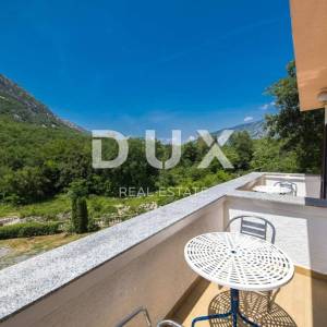 CRIKVENICA - TRIBALJ - 3 kuće (26 soba) + restoran + 4 stana + 4130m2 okoliš  