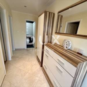 CRIKVENICA - Trosobni apartman s garažom!