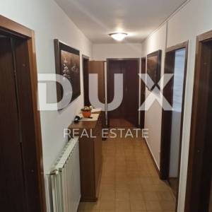 CRIKVENICA - Trosobni apartman na odličnoj lokaciji 250 metara od mora!