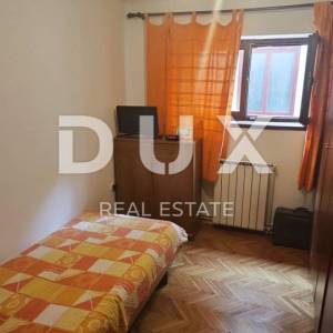 CRIKVENICA - Trosobni apartman na odličnoj lokaciji 250 metara od mora!