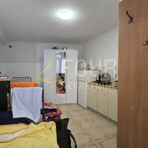 Crikvenica, u naravi 2 stana