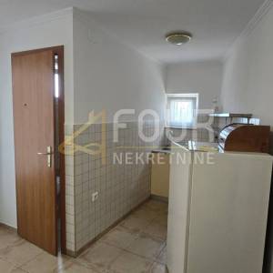 Crikvenica, u naravi 2 stana
