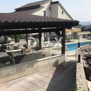 CRIKVENICA - vila na izuzetnoj lokaciji