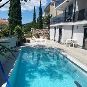 CRIKVENICA - Vila na odličnoj lokaciji!