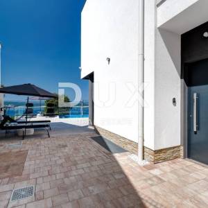 CRIKVENICA - Vila s bazenom i panoramskim pogledom na more