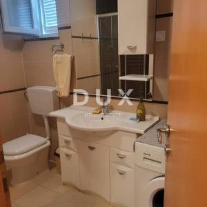 CRIKVENIČKA RIVIJERA, SELCE- stan 60 m2