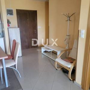 CRIKVENIČKA RIVIJERA, SELCE- stan 60 m2
