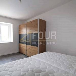 Crikveničko zaleđe, Drivenik, obnovljena kuća s bazenom, 150m2