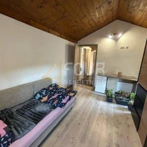 Crikveničko zaleđe, Tribalj, samostojeća kuća, 136m2, okućnica