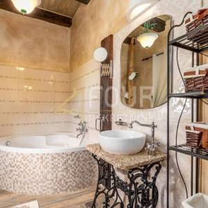 Crikveničko zaleđe, Tribalj, prekrasna vila s bazenom i wellnessom