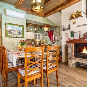 Crikveničko zaleđe, Tribalj, prekrasna vila s bazenom i wellnessom