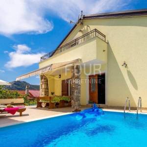 Crikveničko zaleđe, Tribalj, prekrasna vila s bazenom i wellnessom