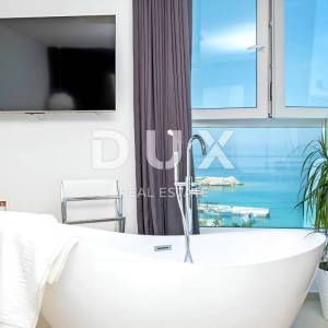 DALMACIJA, OTOK PAG - Kuća moderne arhitekture s bazenom 50 metara od mora