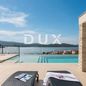 DALMACIJA, ŠIBENIK - Luksuzna villa sa bazenom nogometnim igralištem i saunom